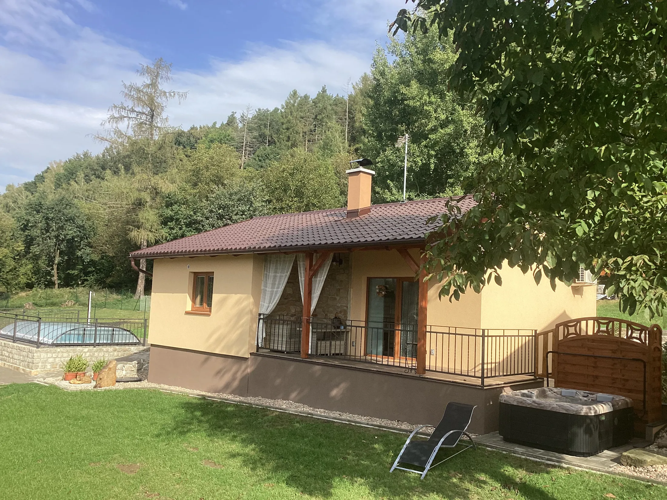 Apartmánový domek Ořechovka se zahradou a terasou